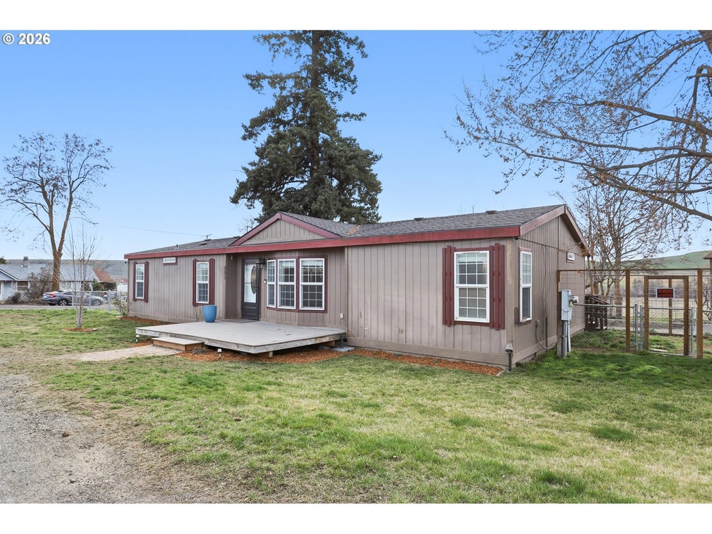 501 Nw 3rd St, Dufur