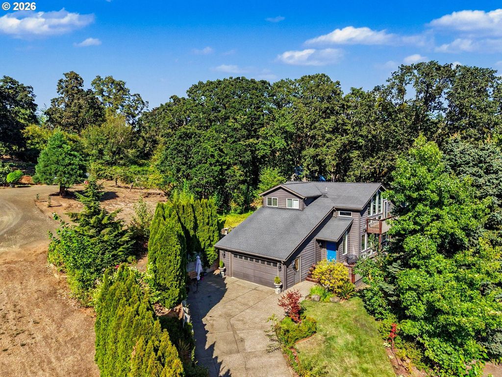 1354 Lea Ann Ct, Salem