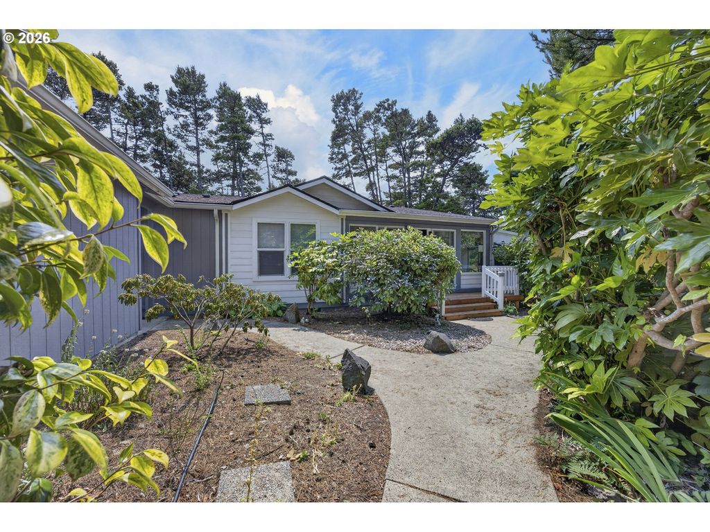 4895 Seapine Dr, Florence