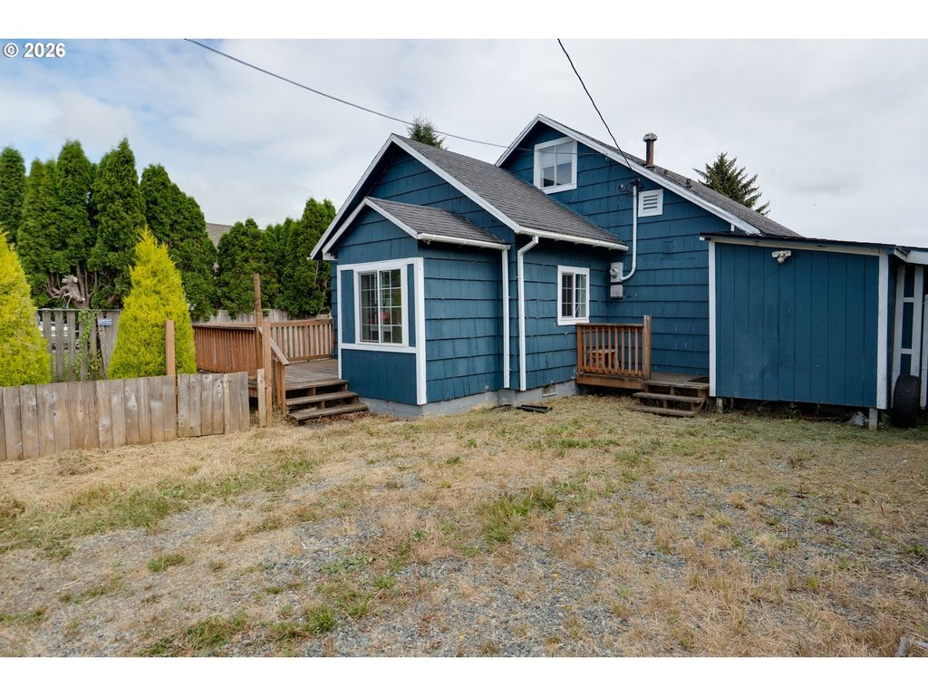 92367 E Rd, Astoria