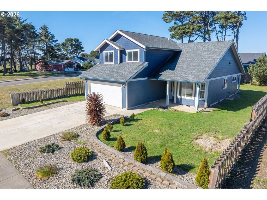 2679 Franklin Ave Sw, Bandon
