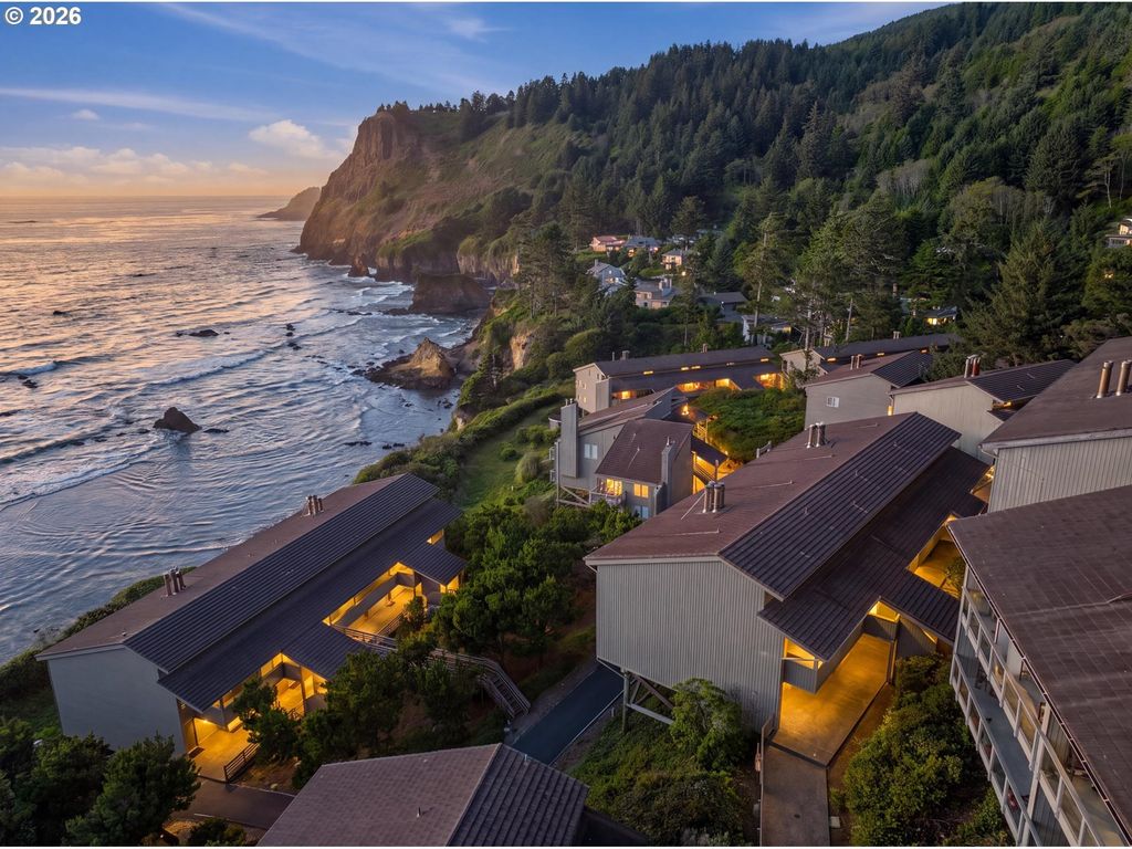 301 Otter Crest Dr 286/287, Otter Rock