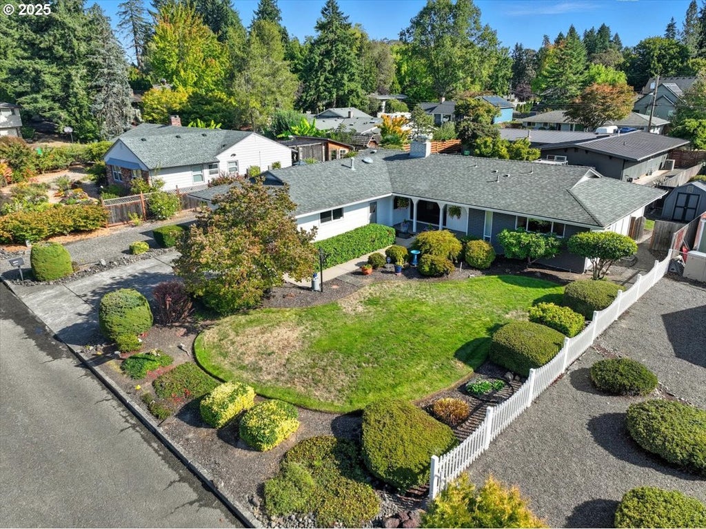 16889 Se Azalea Dr, Milwaukie