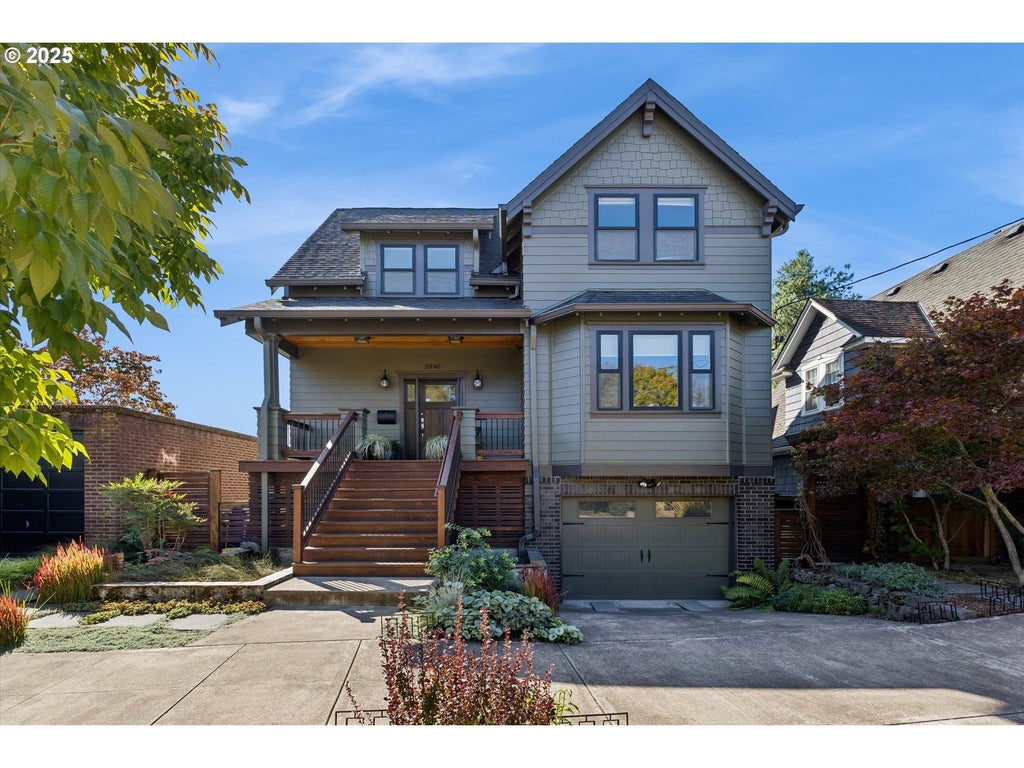 2040 Ne Alameda Dr, Portland