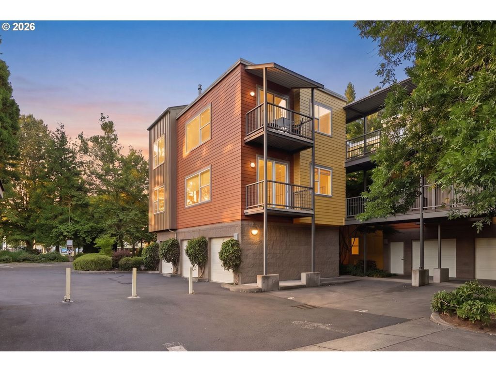 347 Rustic Pl 26, Eugene