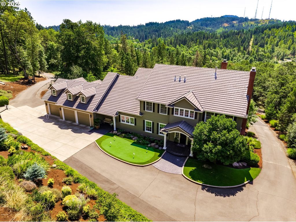 2030 W 34th Ave, Eugene