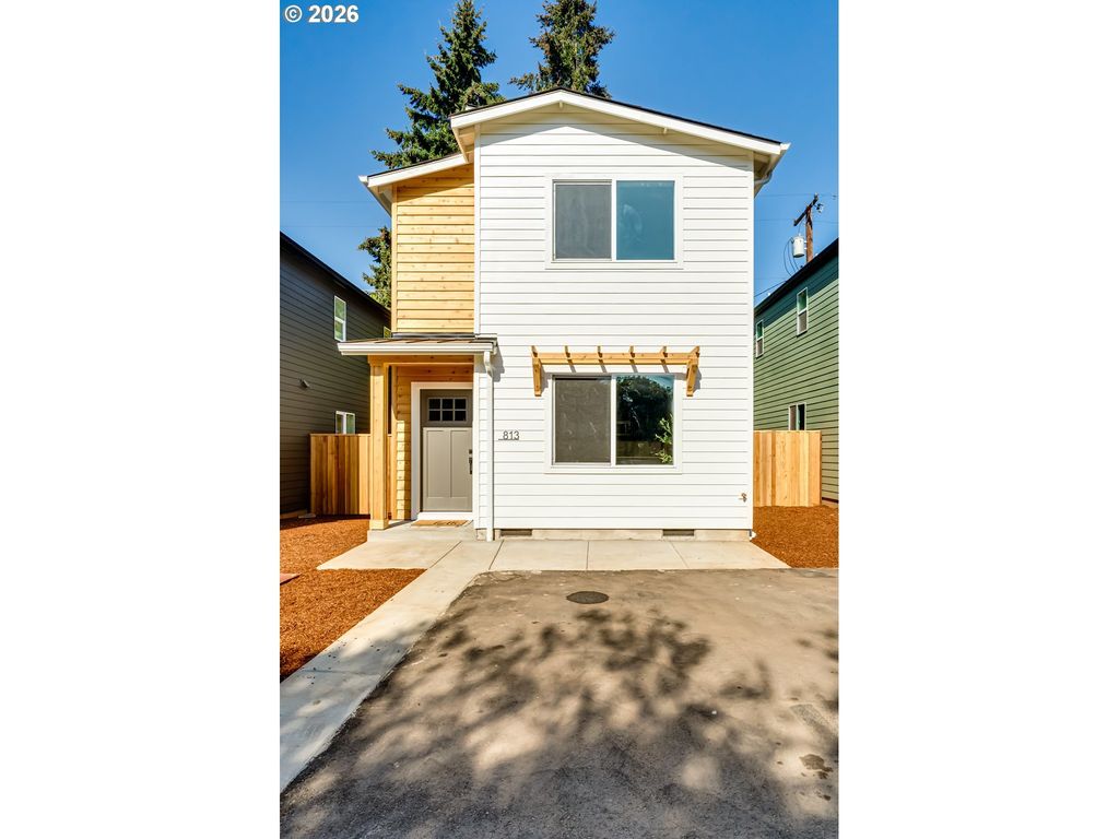 813 Horn Ln, Eugene