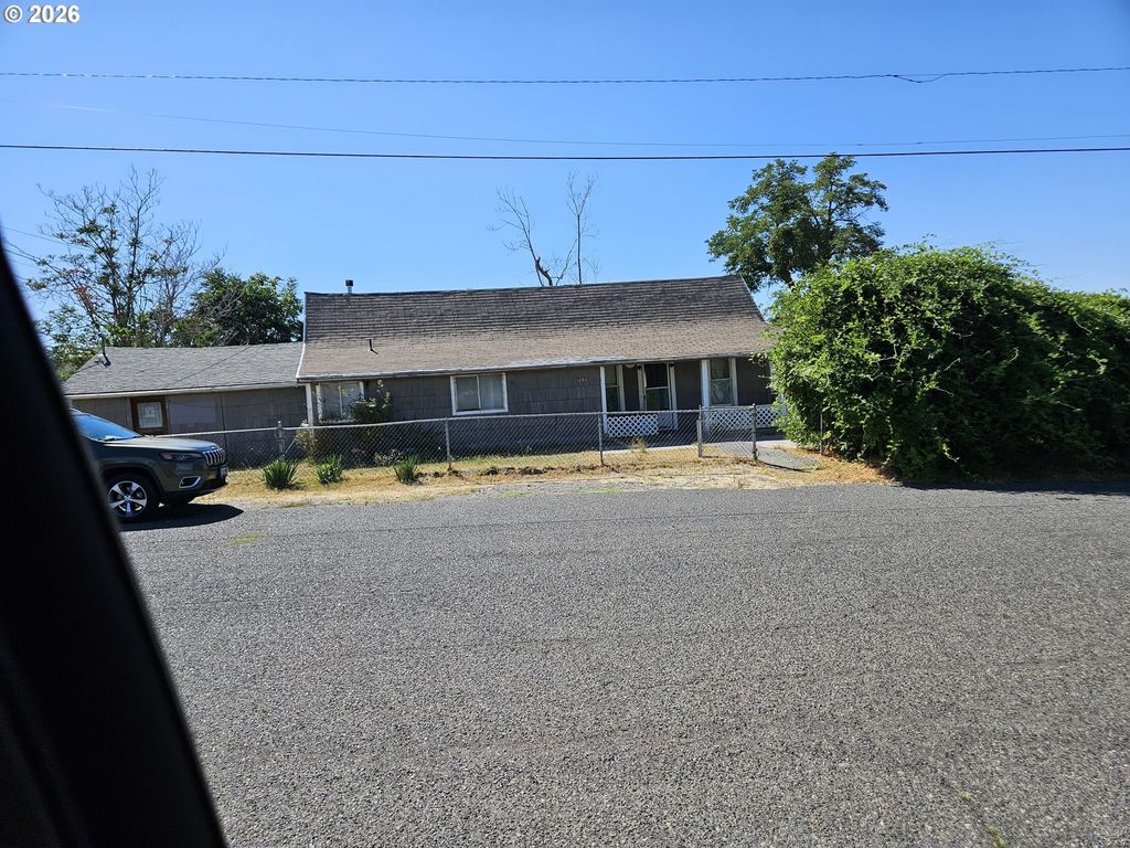 512 B St, Umatilla