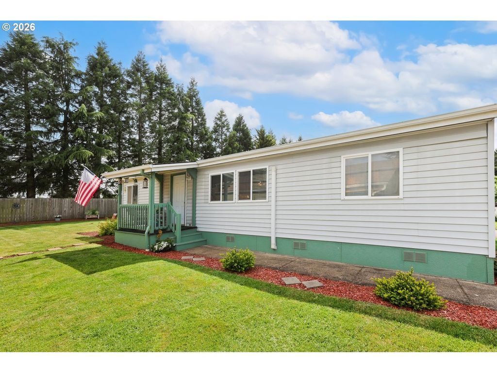 310 Pitney Ln 51, Junction City
