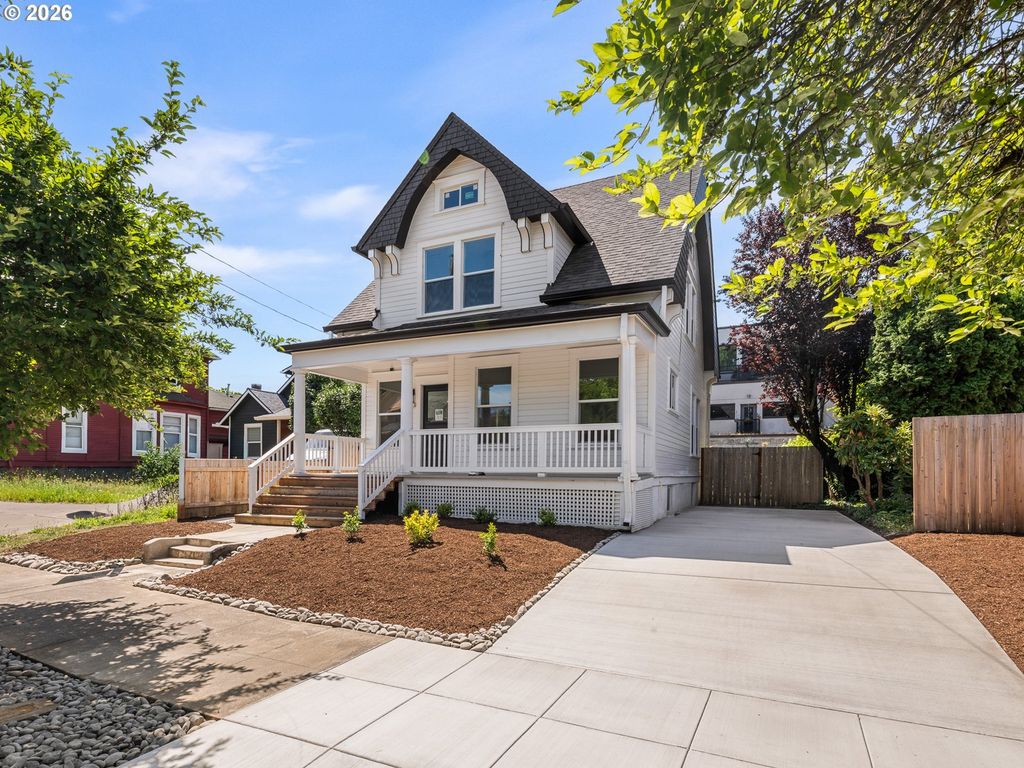 3818 Se Morrison St, Portland