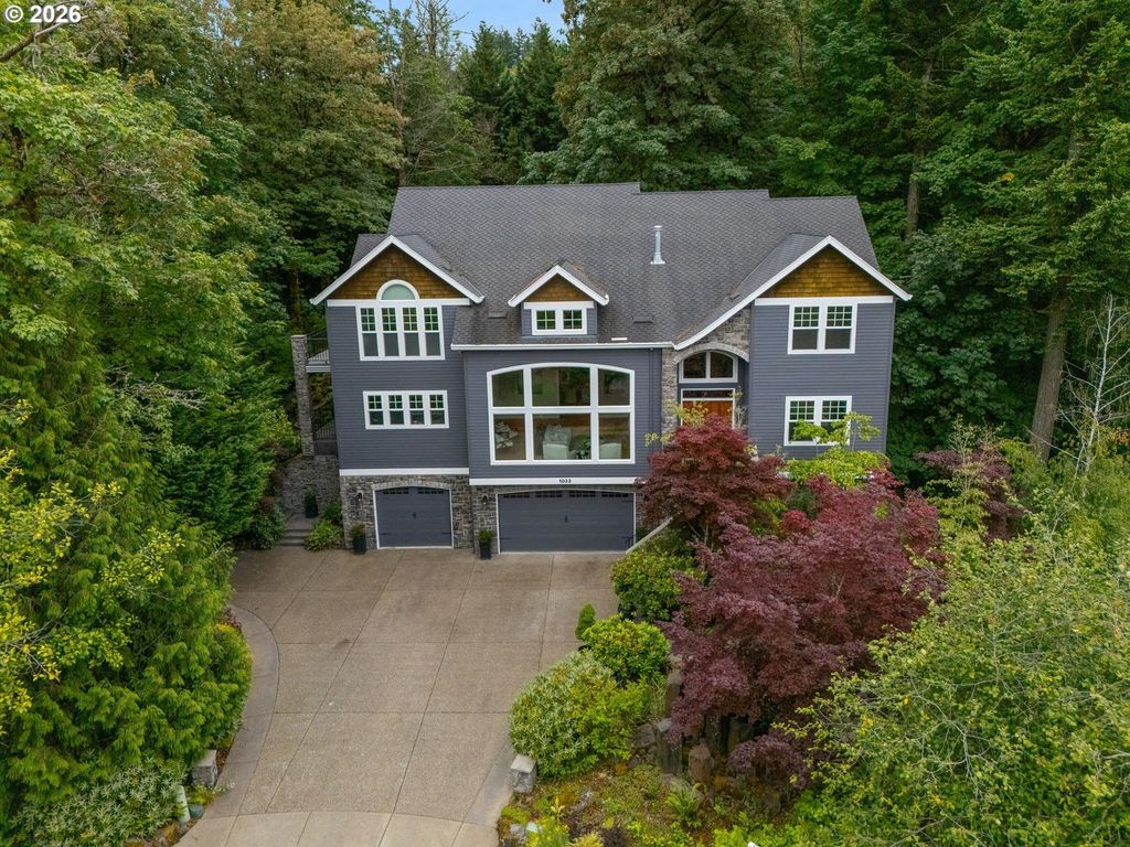 1033 Nw Eloise Ln, Portland