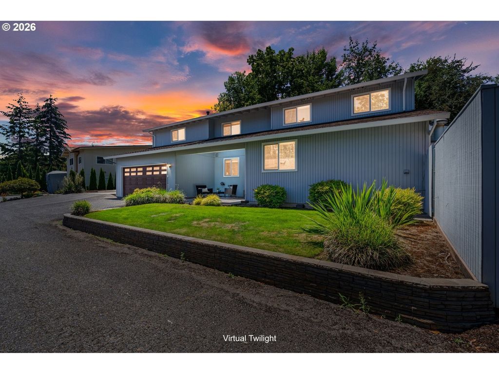 2360 Glenmorrie Dr, Lake Oswego