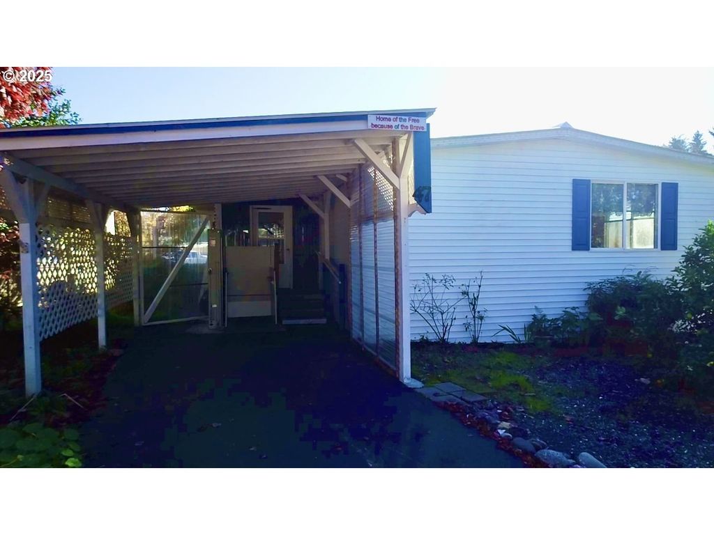 15505 Oceanview Dr 47, Brookings
