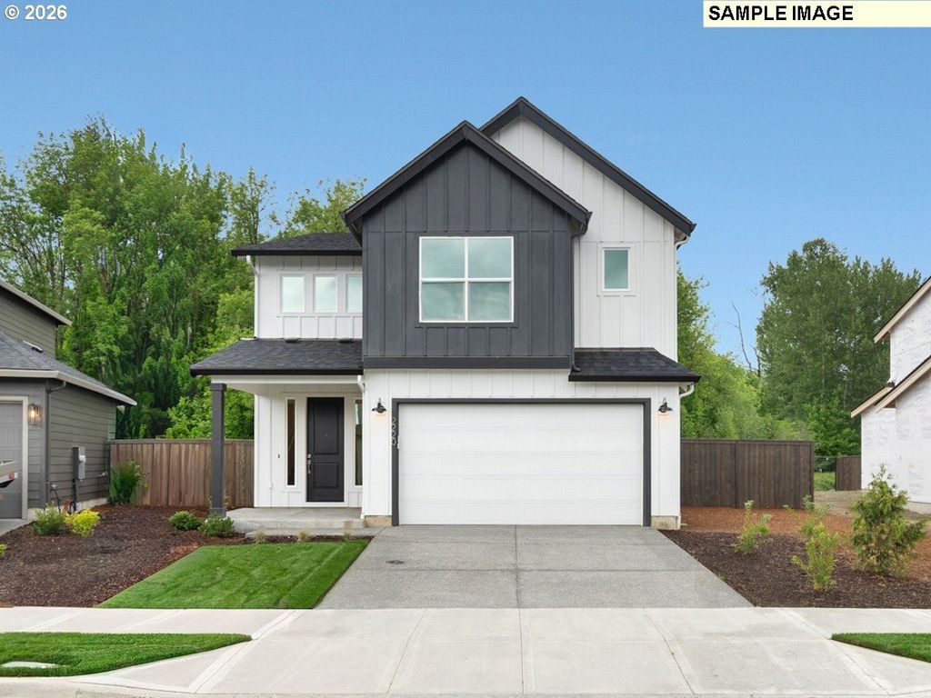 1235 W Sparrow Ave, La Center