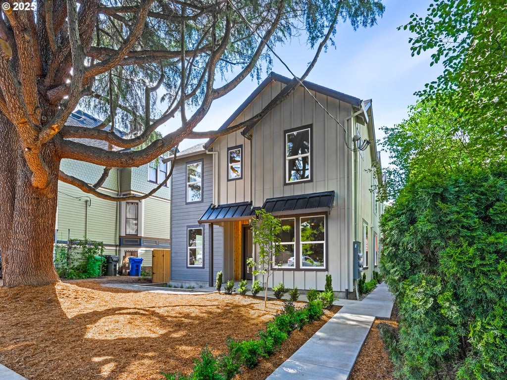 1612 Se Morrison St 2, Portland