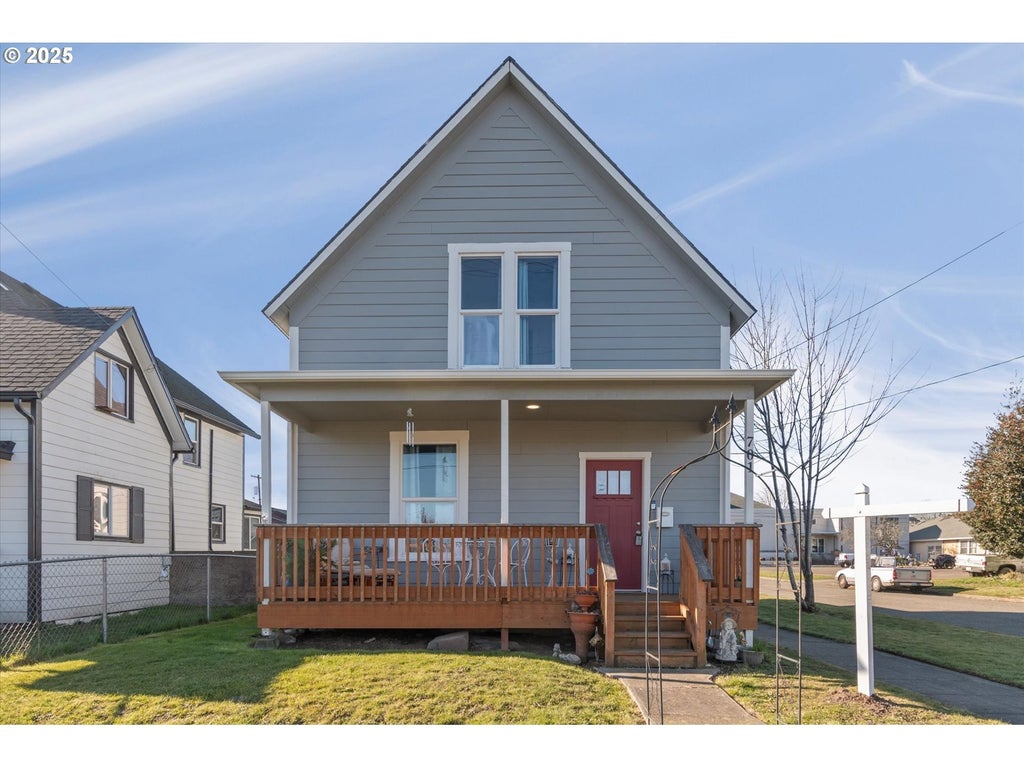 701 S 5th Ave, Kelso