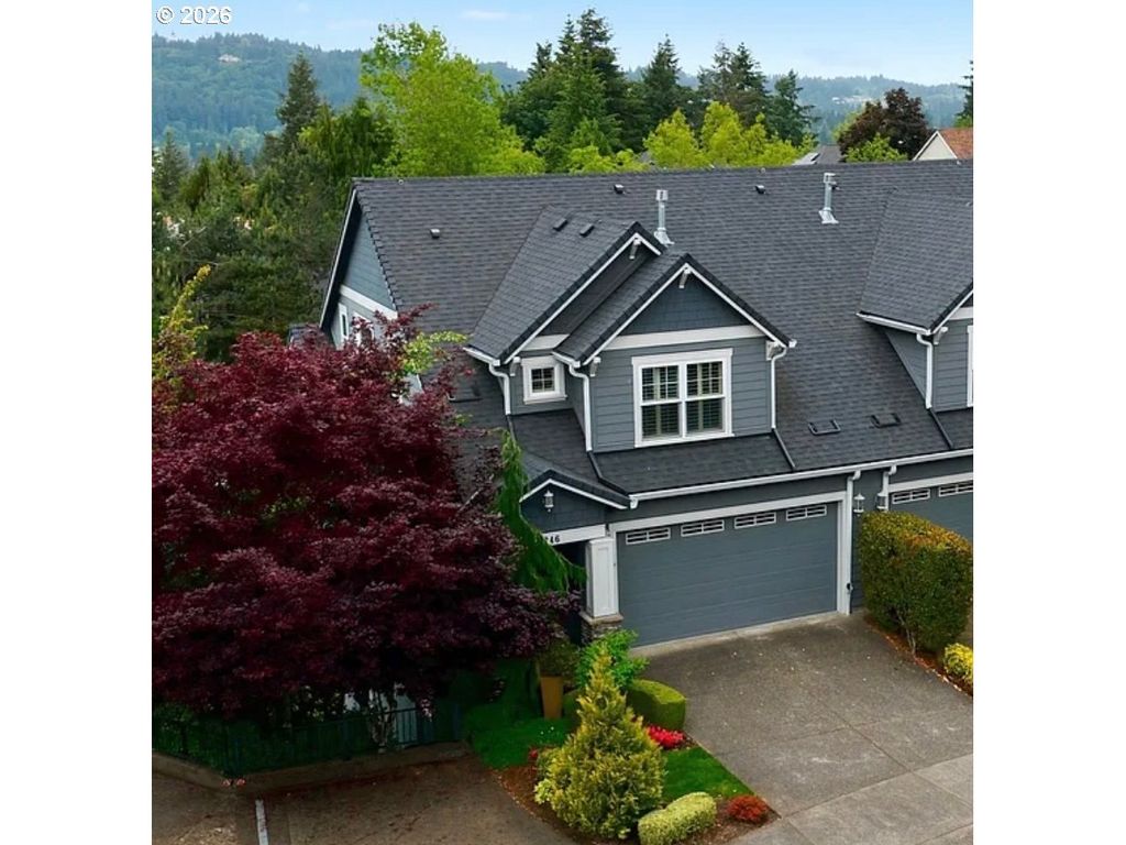2246 Saint Moritz Loop, West Linn