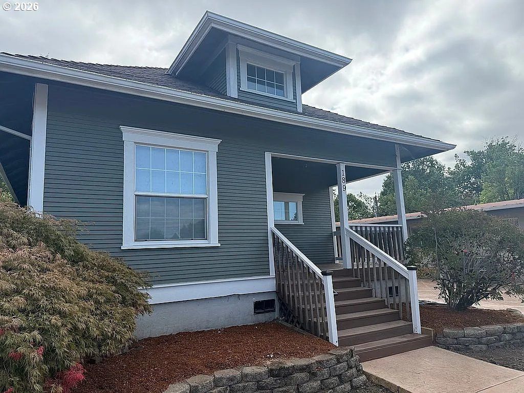 816 Ne Baker St, McMinnville