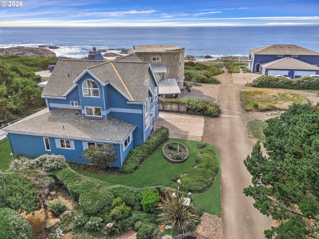 514 Lemwick Ln, Yachats