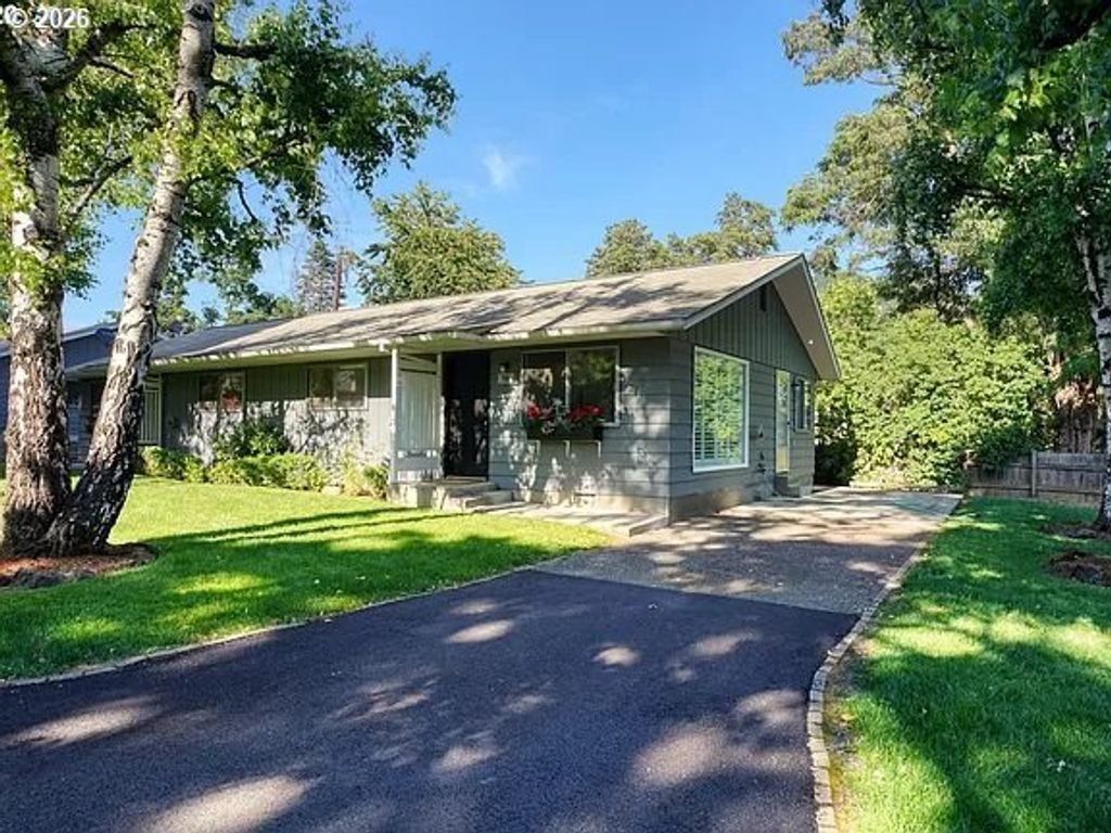 701 Ne Church Pl, White Salmon