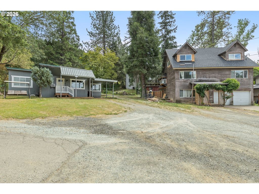 591 Mill St, Canyonville