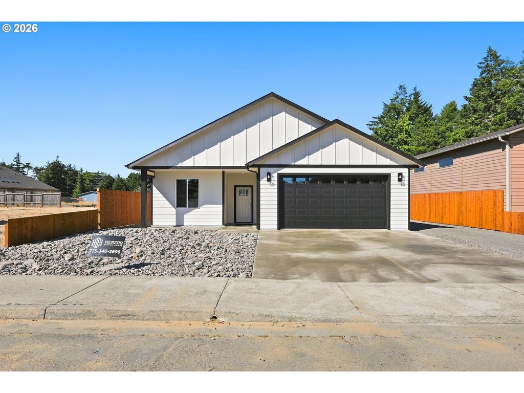 768 Division Ave, Coos Bay