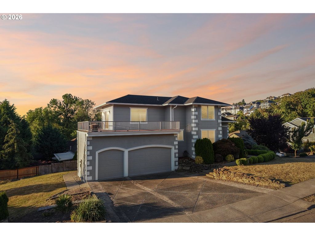 1727 Nw Ogden St, Camas