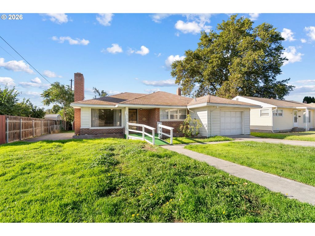 799 W Tamarack Ave, Hermiston
