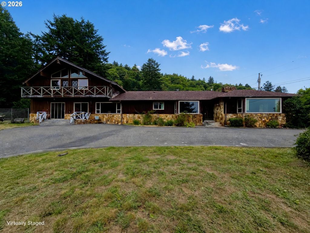 16005 Carson Ln, Brookings