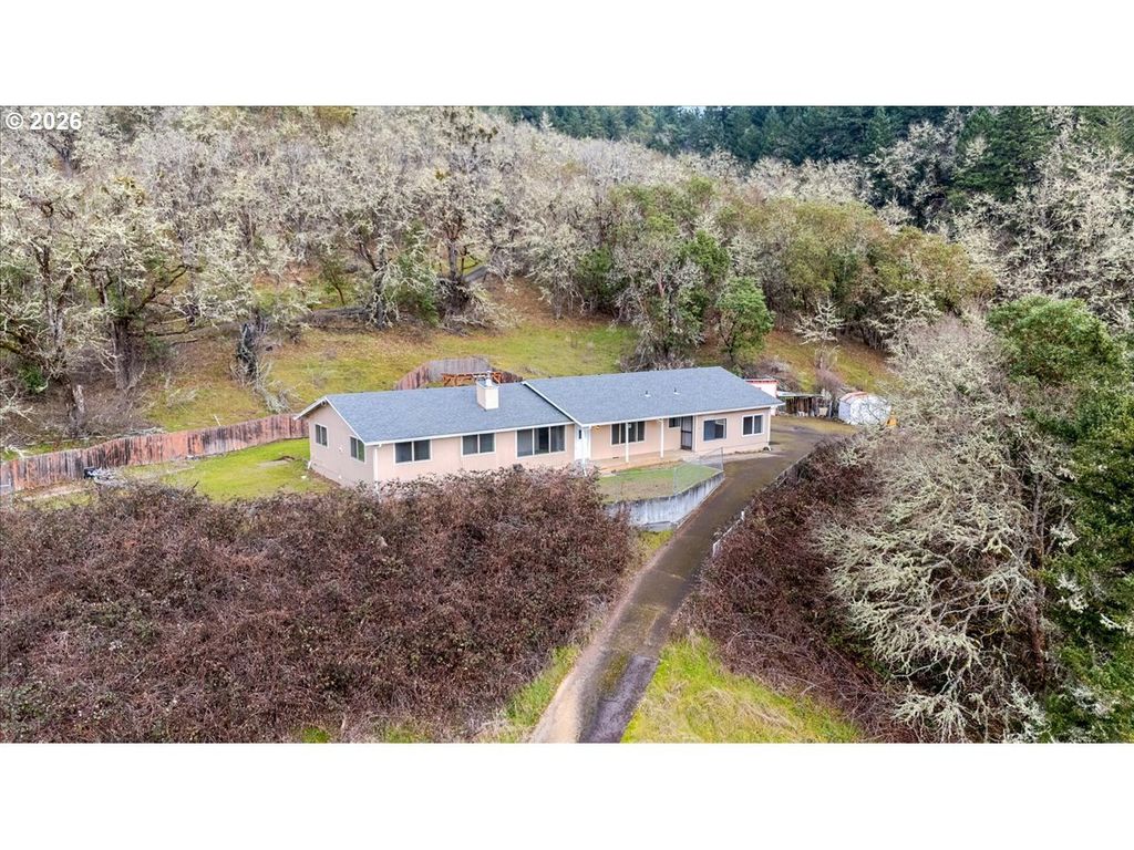 8981 Garden Valley Rd, Roseburg