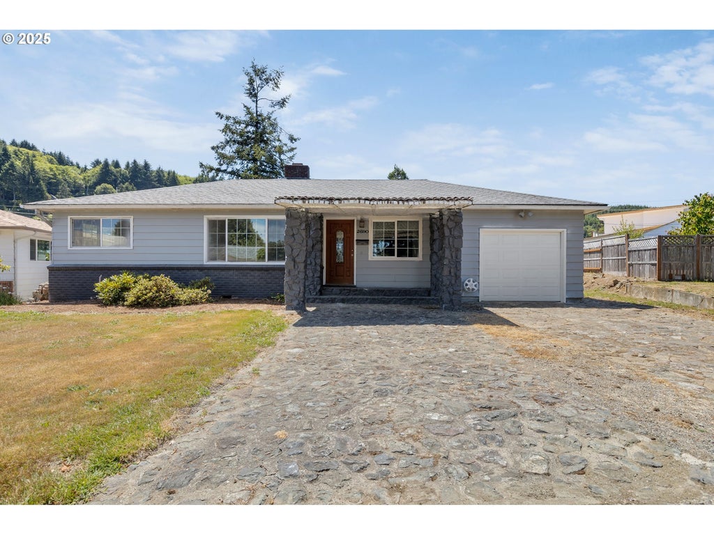 2690 Gardens Ave, Reedsport