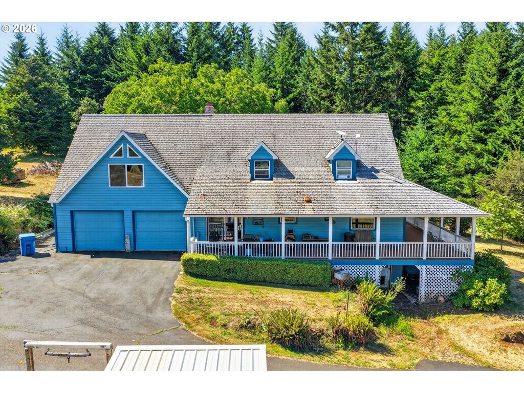4384 Ne Crooked Finger Rd, Scotts Mills
