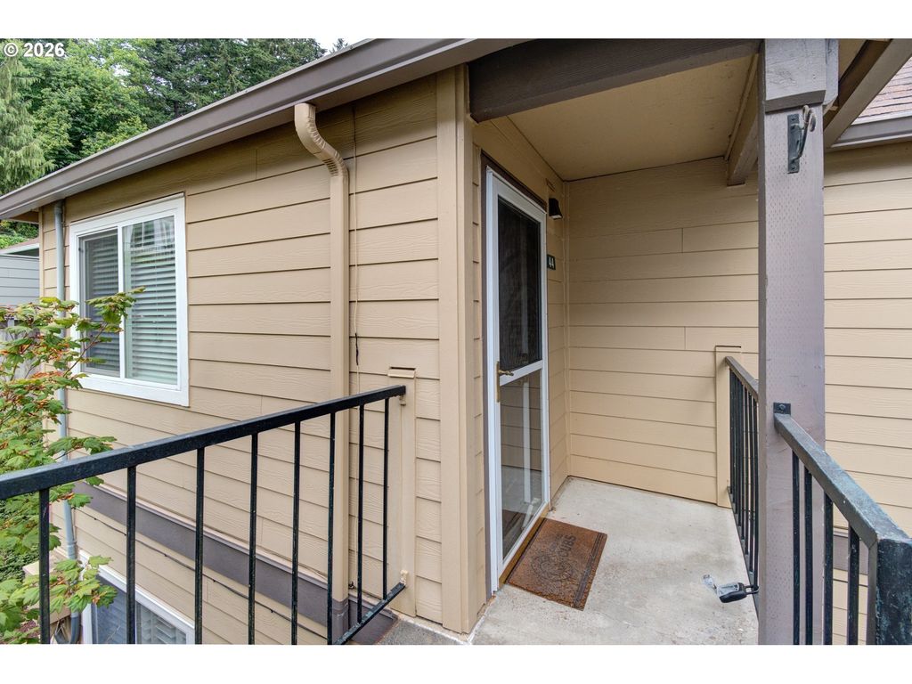 20915 Fawn Ct 44, West Linn