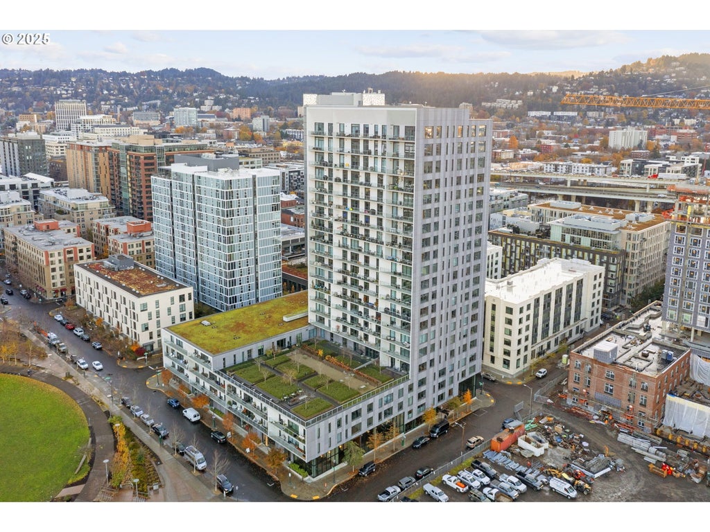 1150 Nw Quimby St 608, Portland