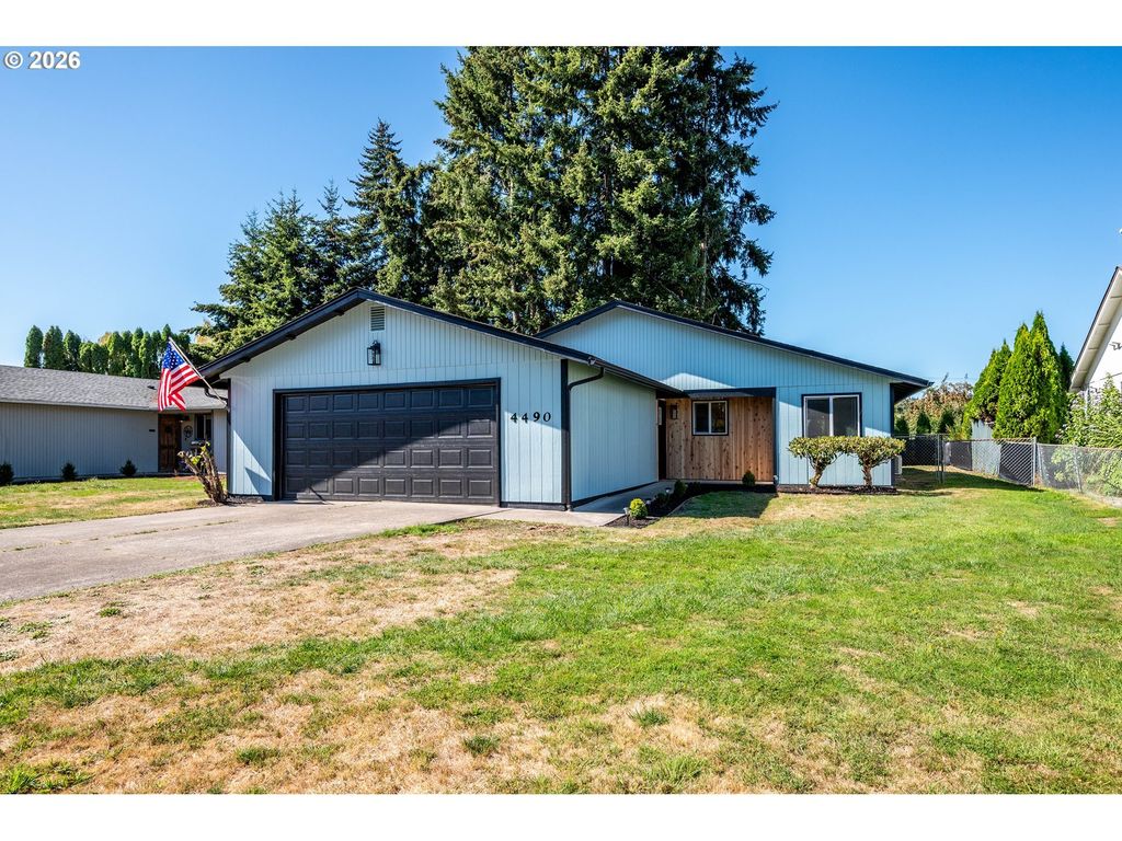 4490 Constitution Ln, Longview