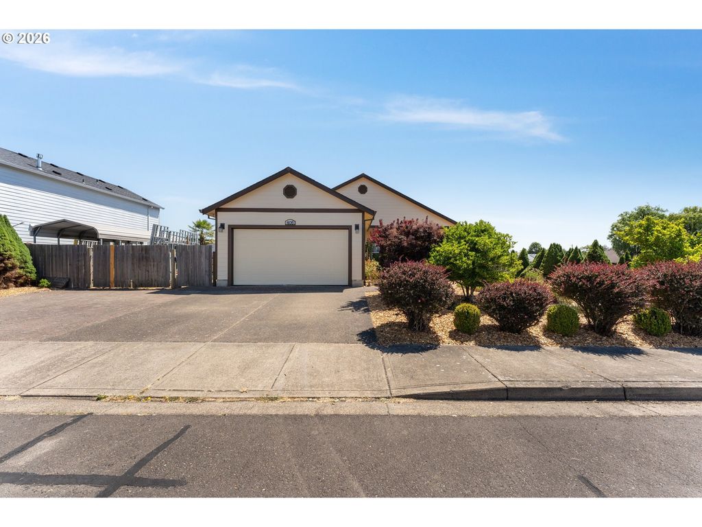 405 Nw Viola St, Sheridan