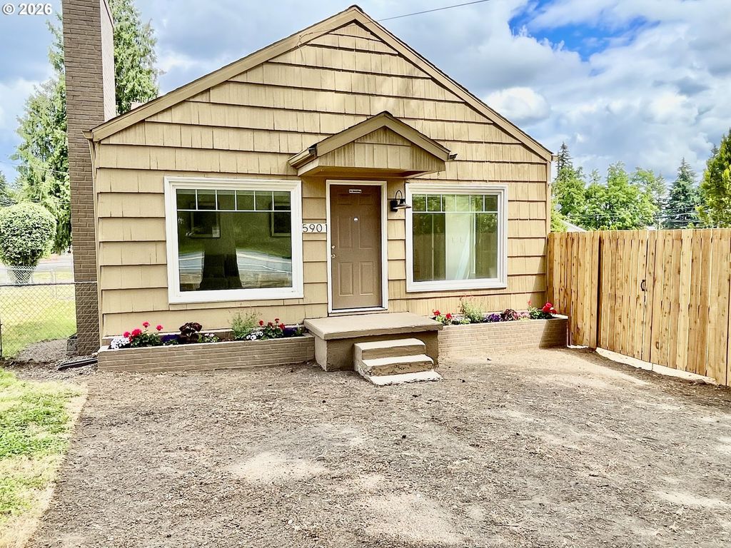 5901 Se Flavel Dr, Portland