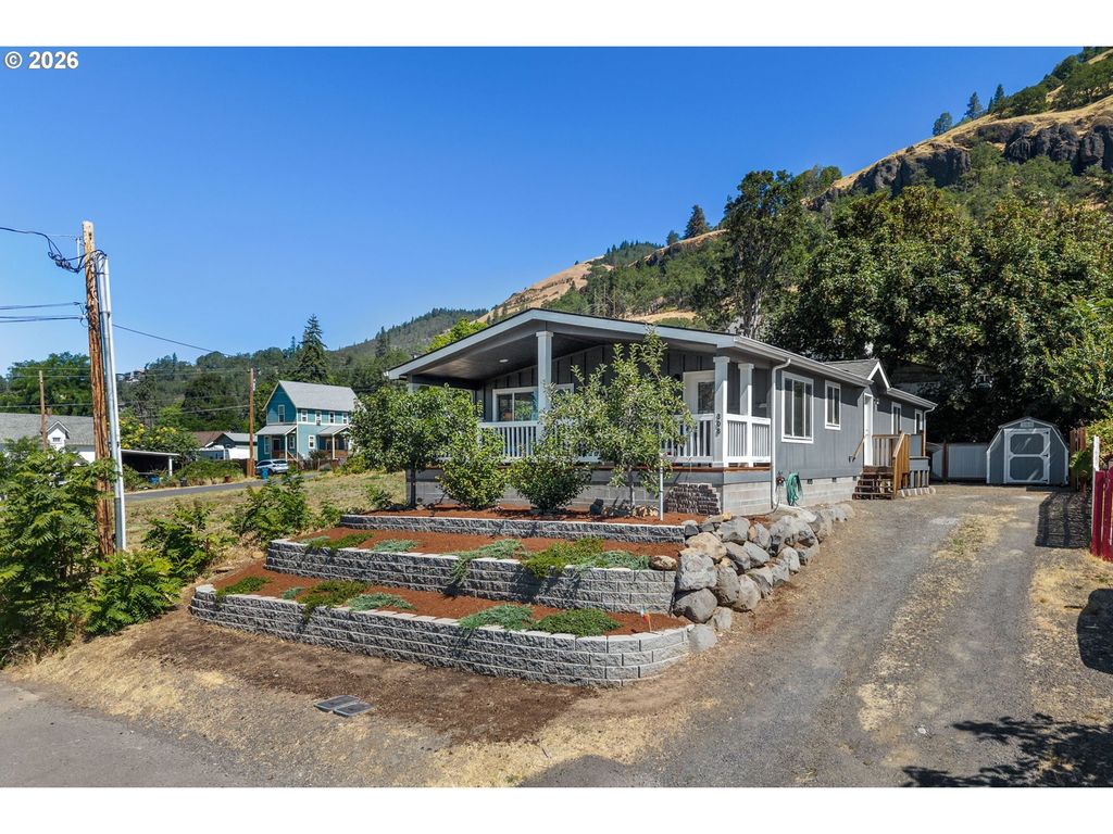 308 E Humboldt St, Bingen