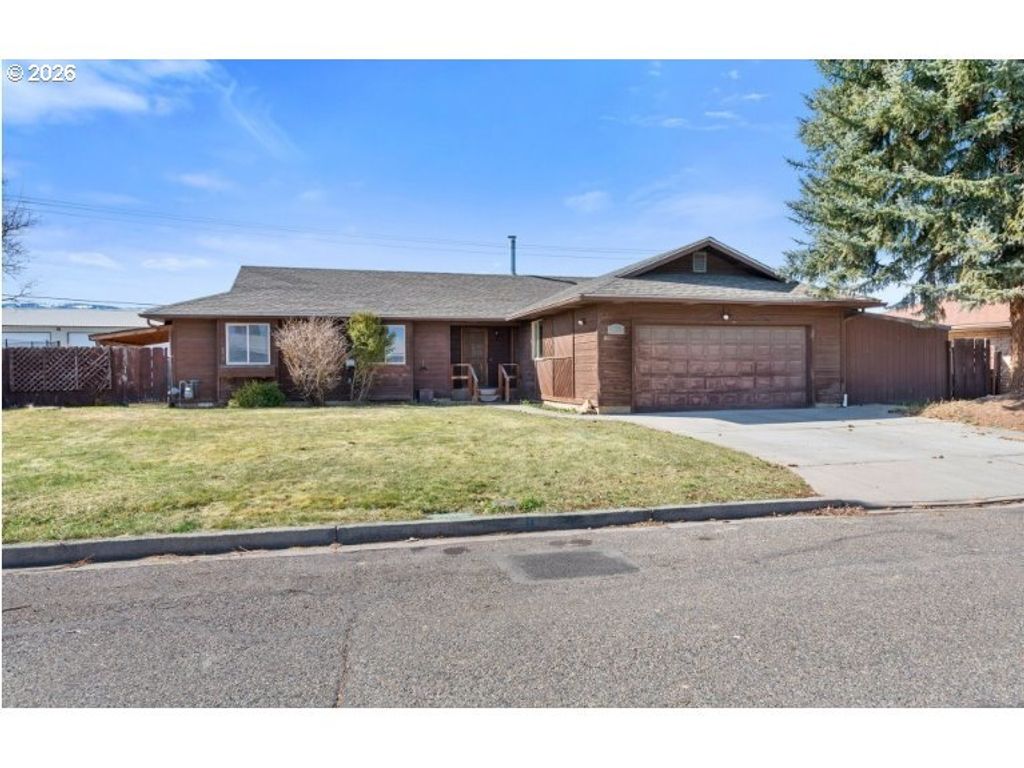 3545 9th Dr, Baker City