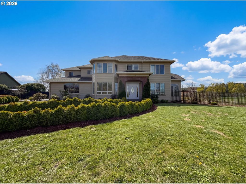 2250 Sw Homer Ross Loop, McMinnville