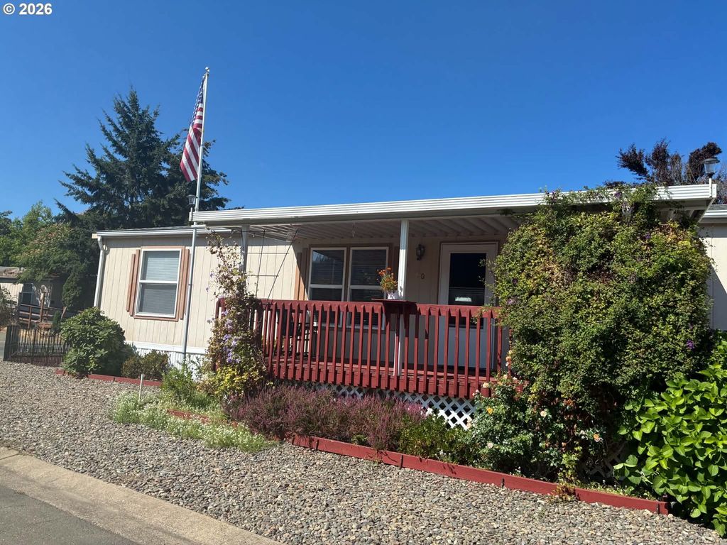 550 S State St 80, Sutherlin