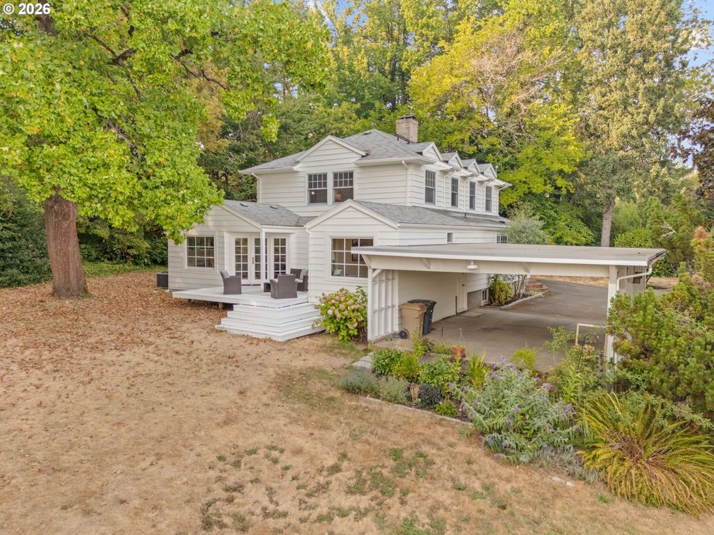 2300 Childs Rd, Lake Oswego