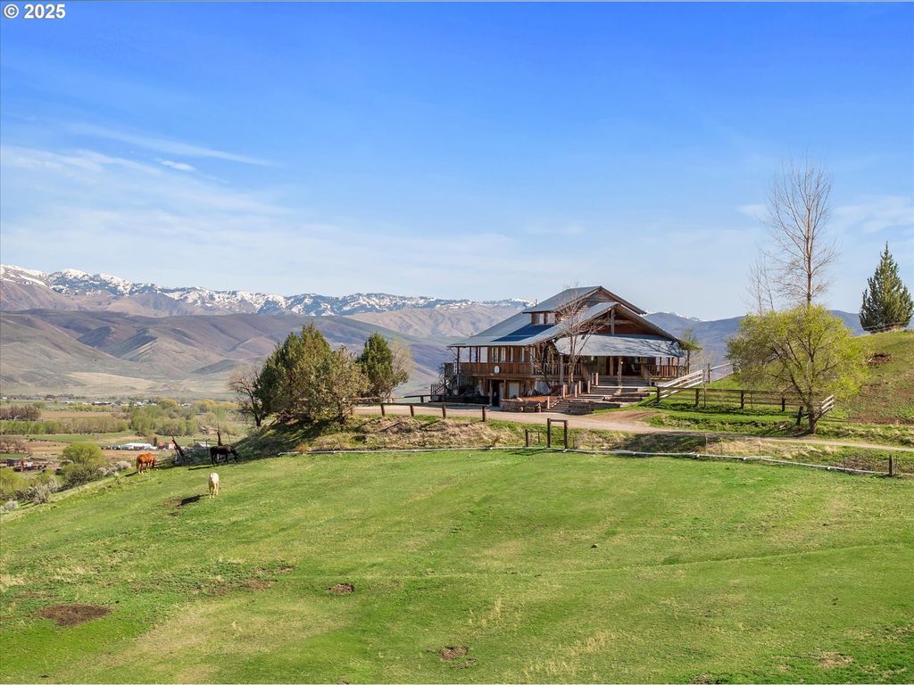 35555 Sparta Ln, Richland