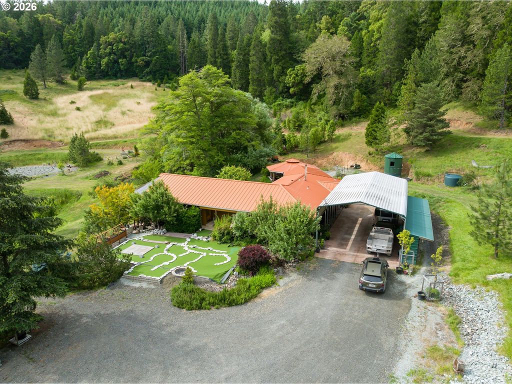 1620 Big Lick Ln, Myrtle Creek