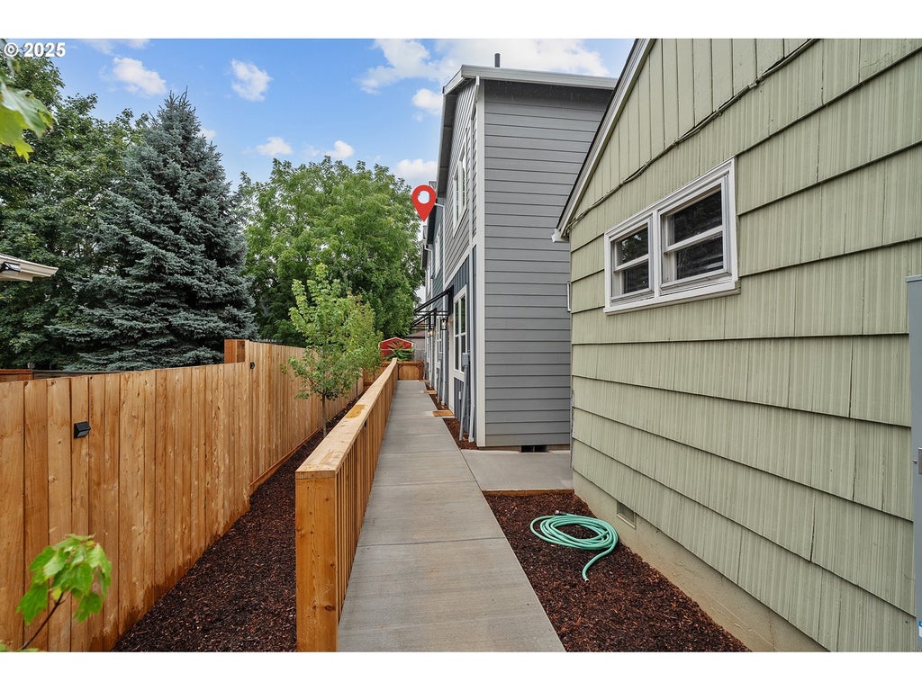 7828 Se Salmon St, Portland