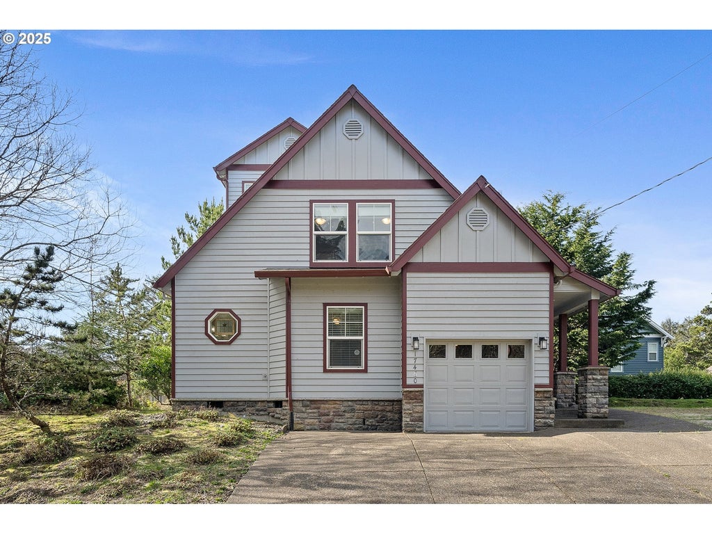 17460 Old Pacific Hwy, Rockaway Beach