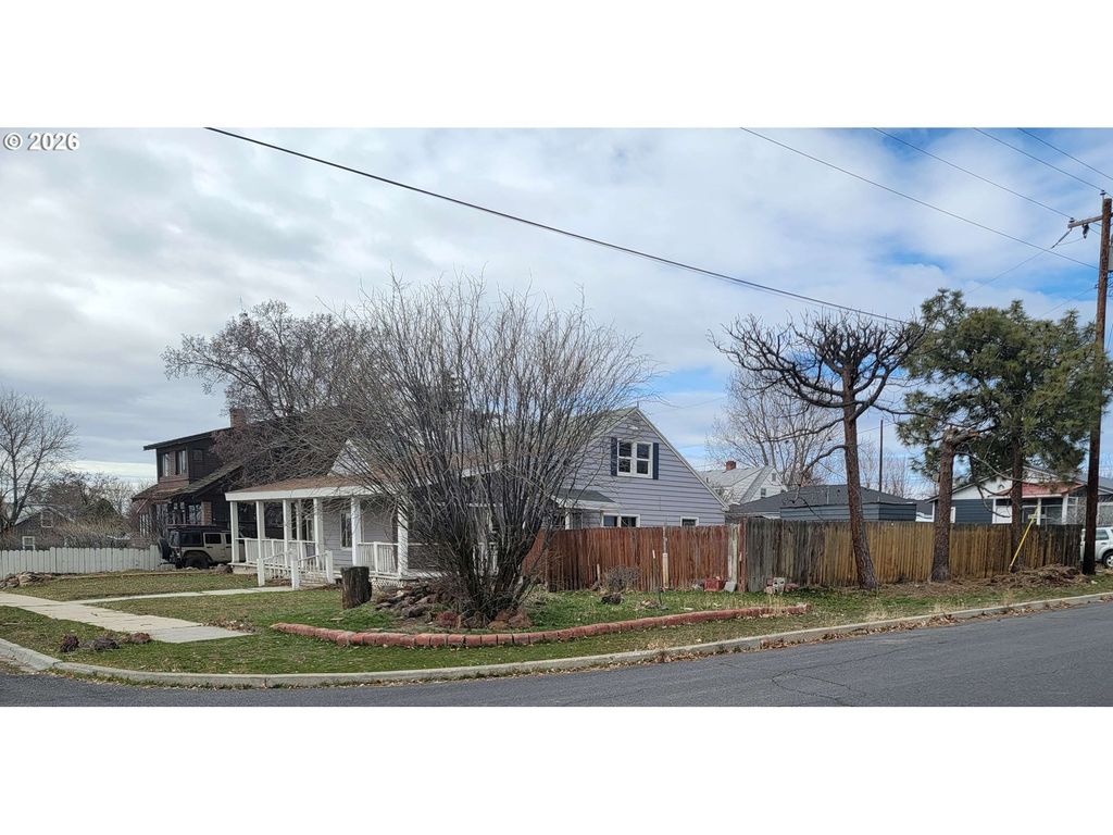 776 N Alvord Ave, Burns