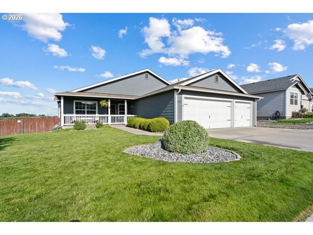 2307 Nw Eucalyptus Dr, Hermiston
