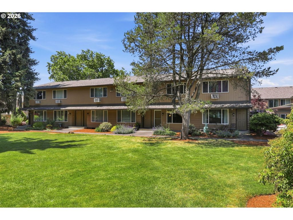 1275 Ne Grant St 5, Hillsboro