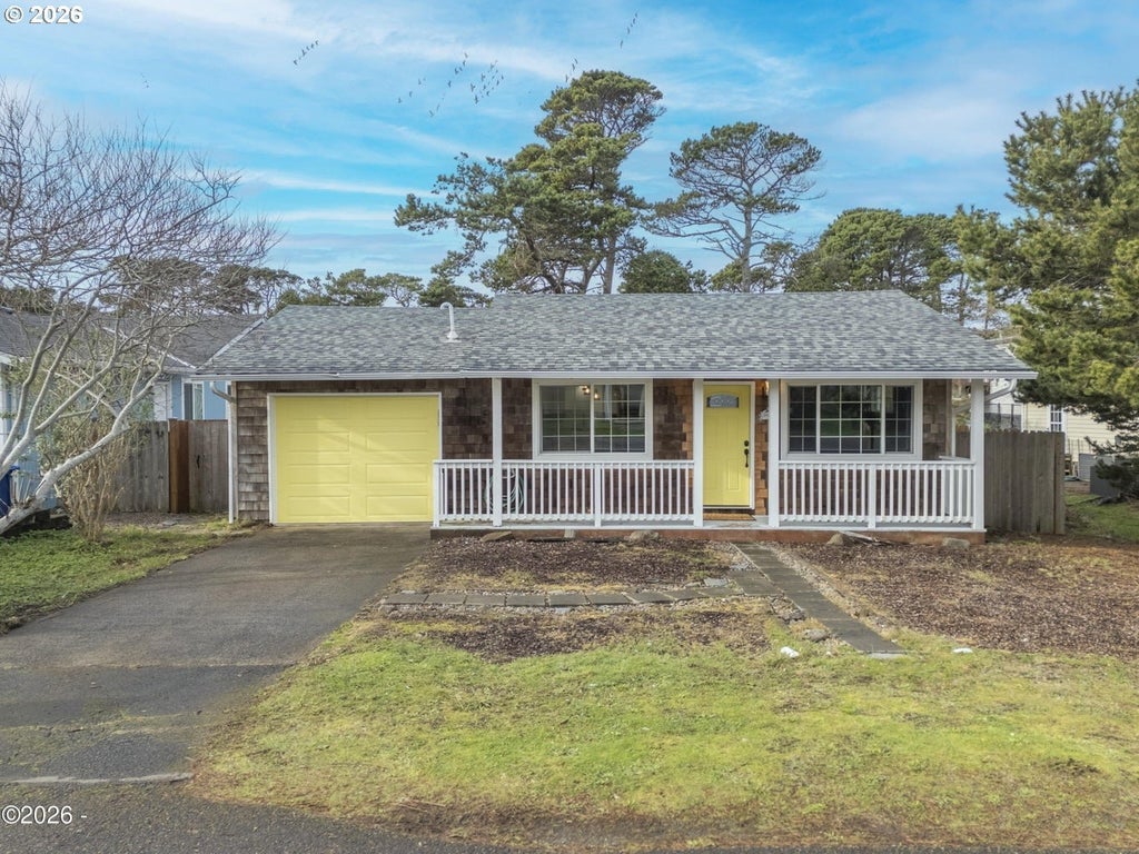 2159 Nw Keel Ave, Lincoln City